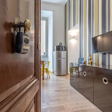 Private Colosseum Дом отдыха *